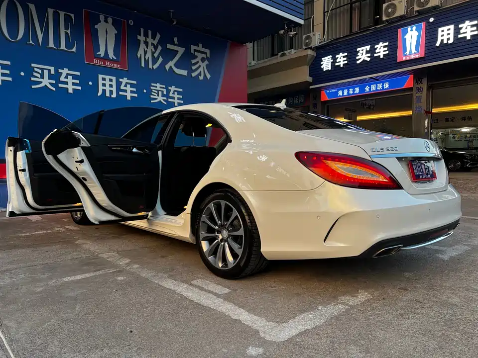 Mercedes-Benz CLS