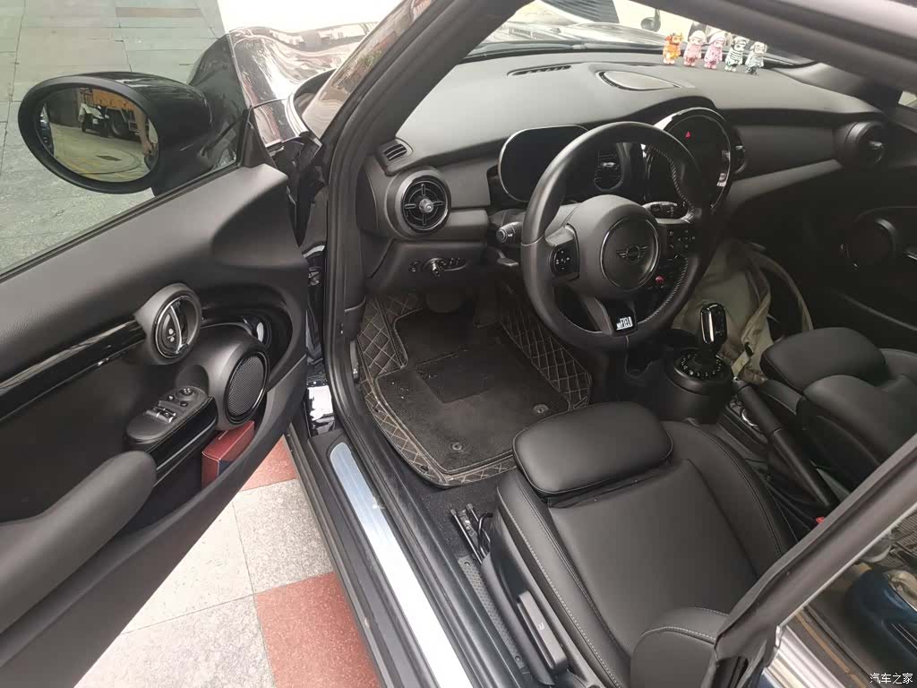 Mini Cooper, 2024 13