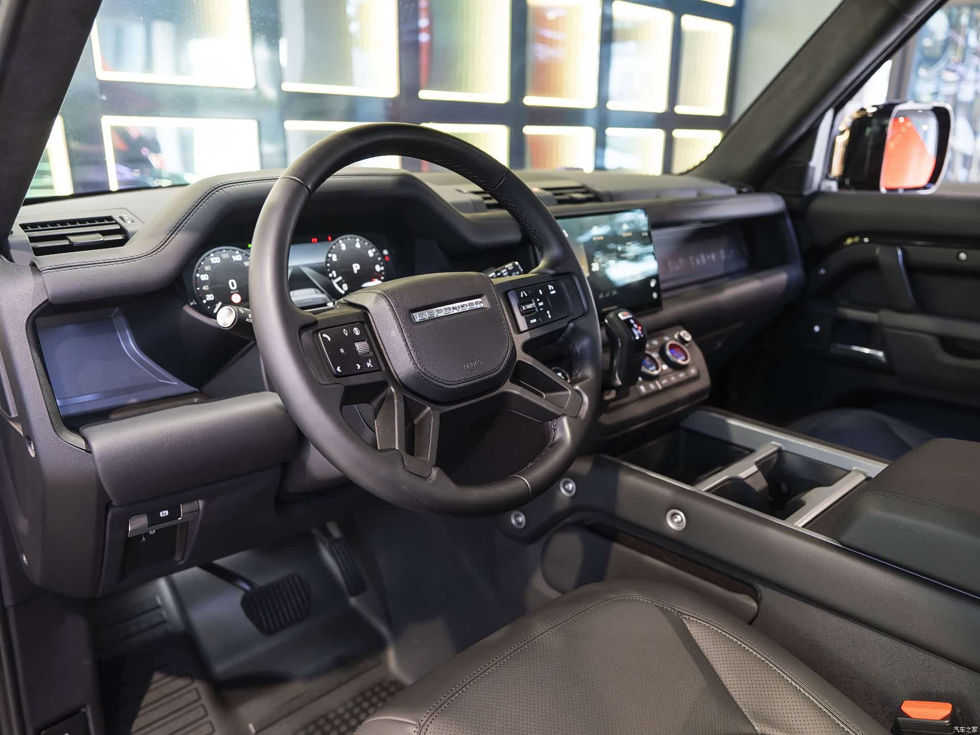 Land Rover Defender, 2025 15