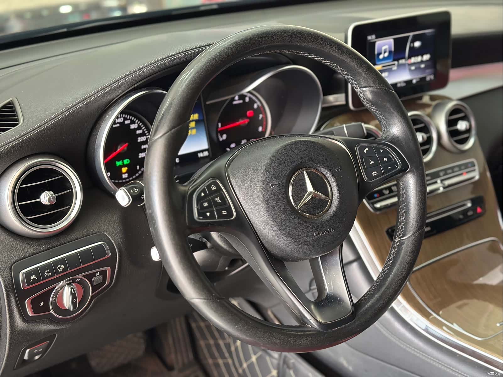 Mercedes-Benz GLC, 2018 6