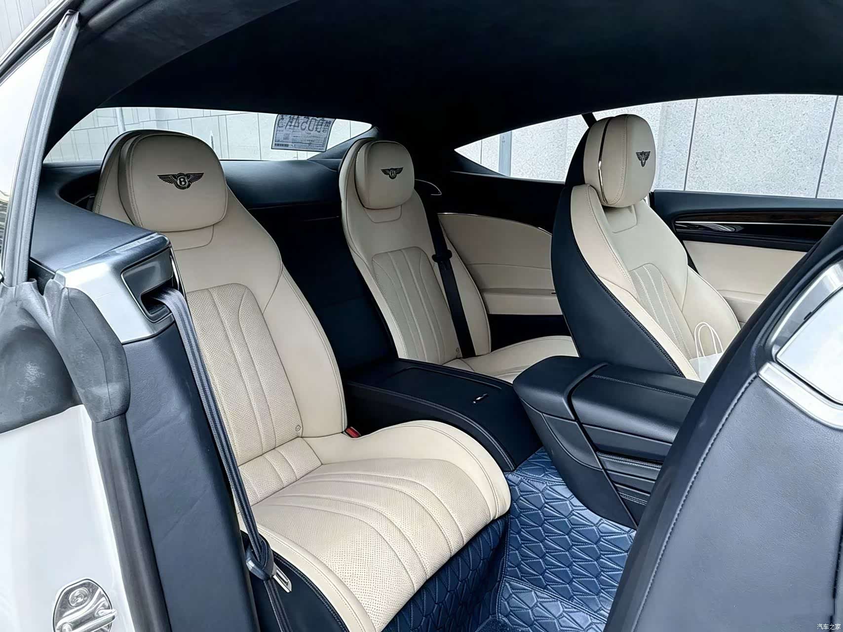 Bentley Continental GT, 2020 15