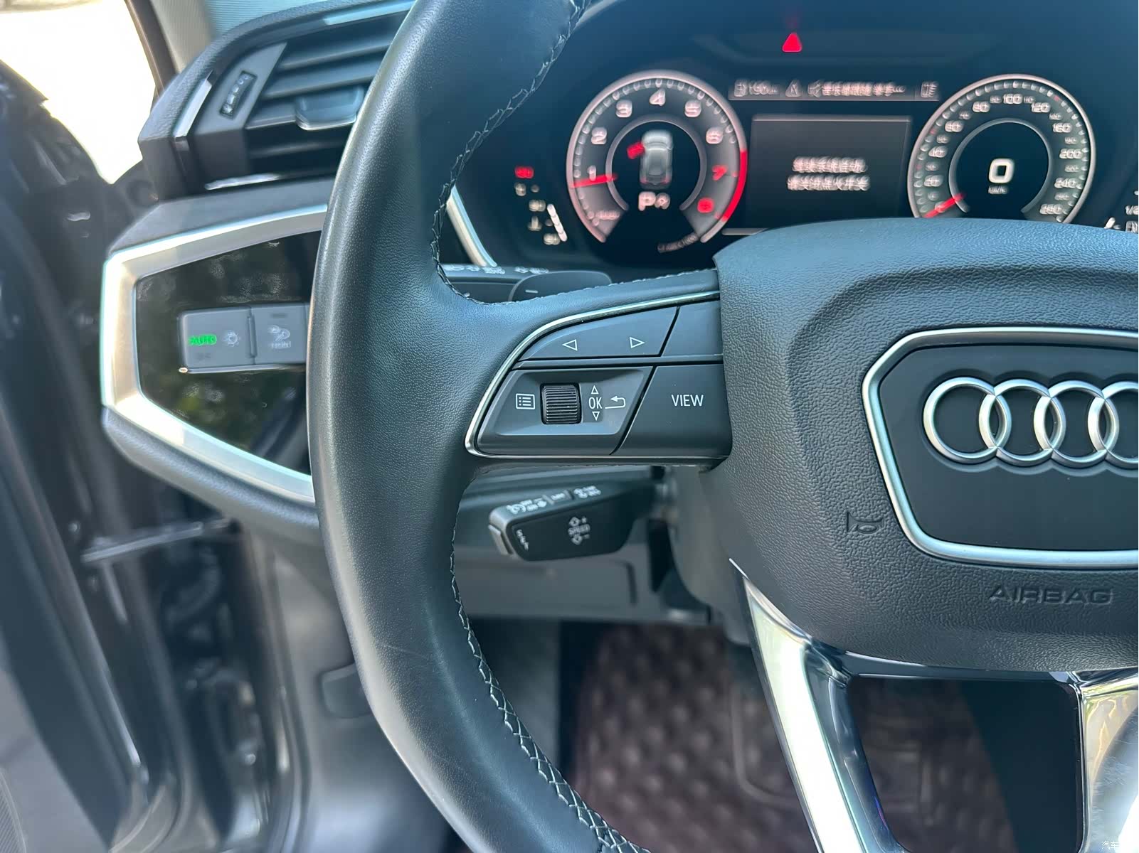 Audi Q3, 2022 6