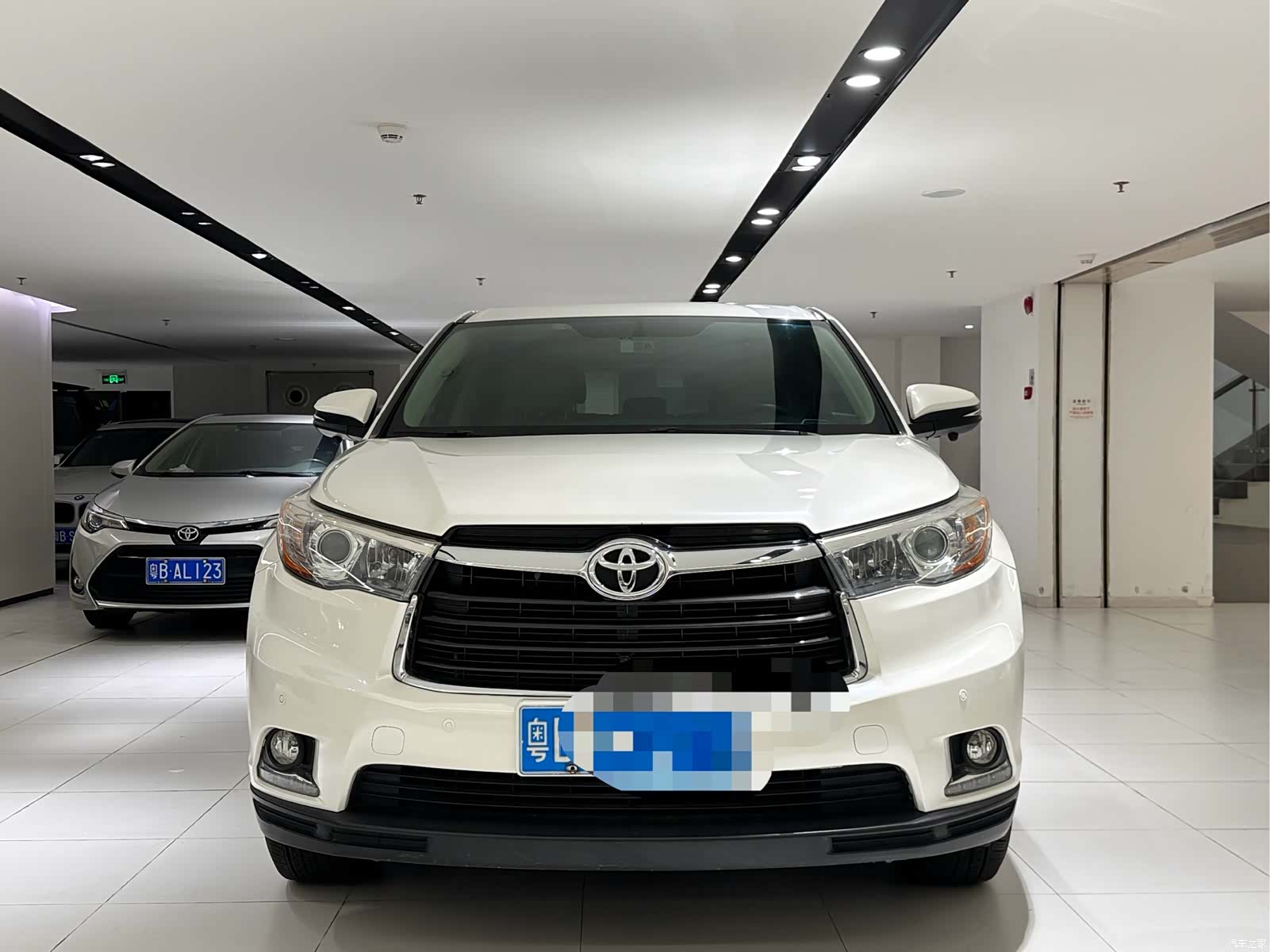 Toyota Highlander, 2016 все фото