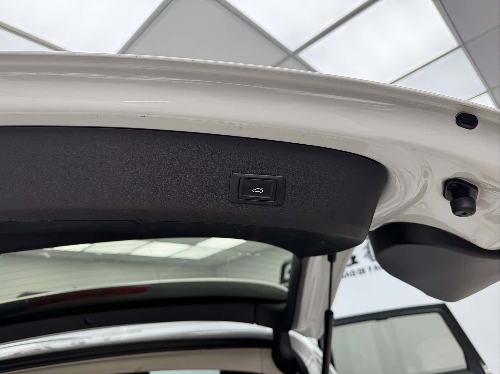 Audi Q7, 2015 23