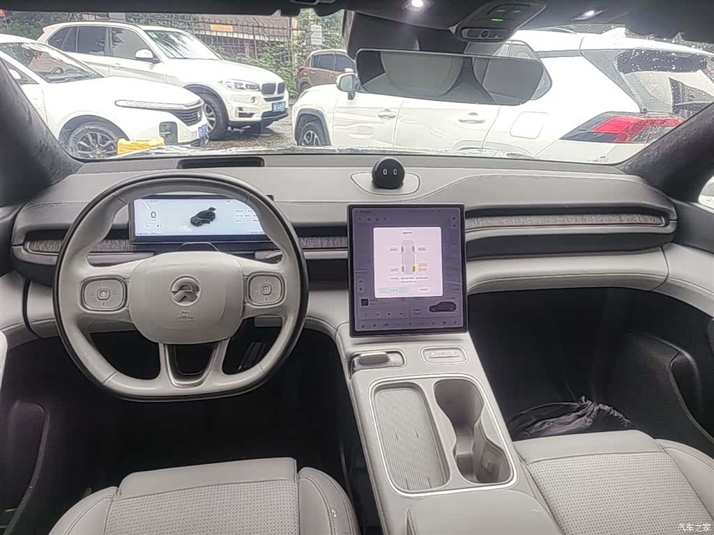 NIO ES6, 2024 10
