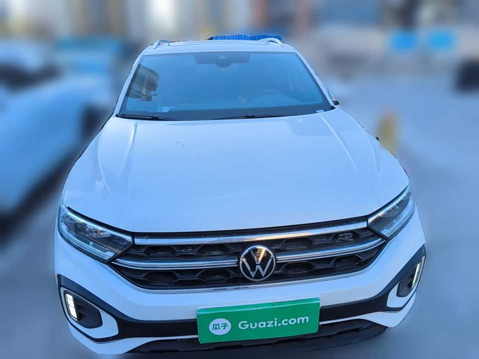 Volkswagen T-ROC exploring Songs