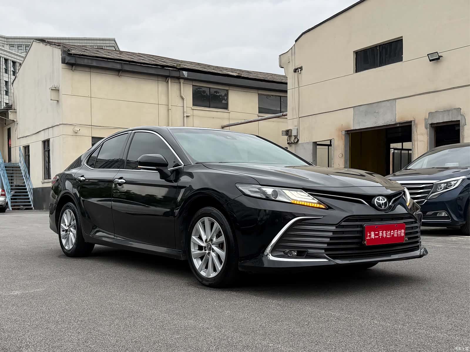 Toyota Camry, 2022 3