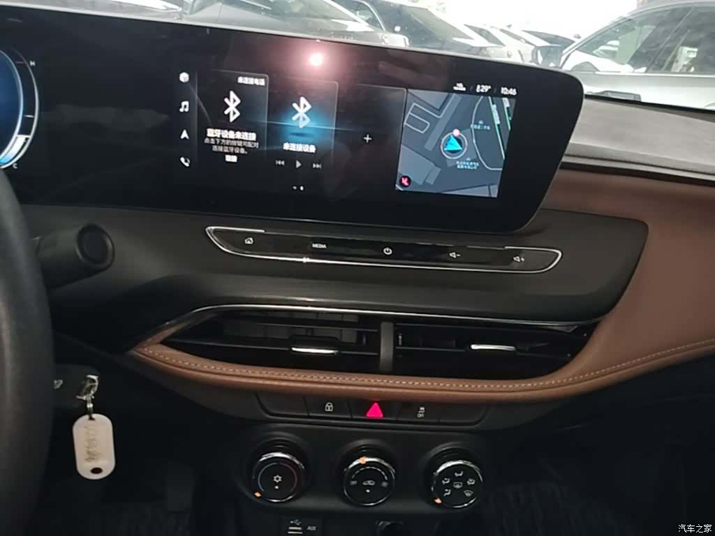 Buick Verano, 2022 13