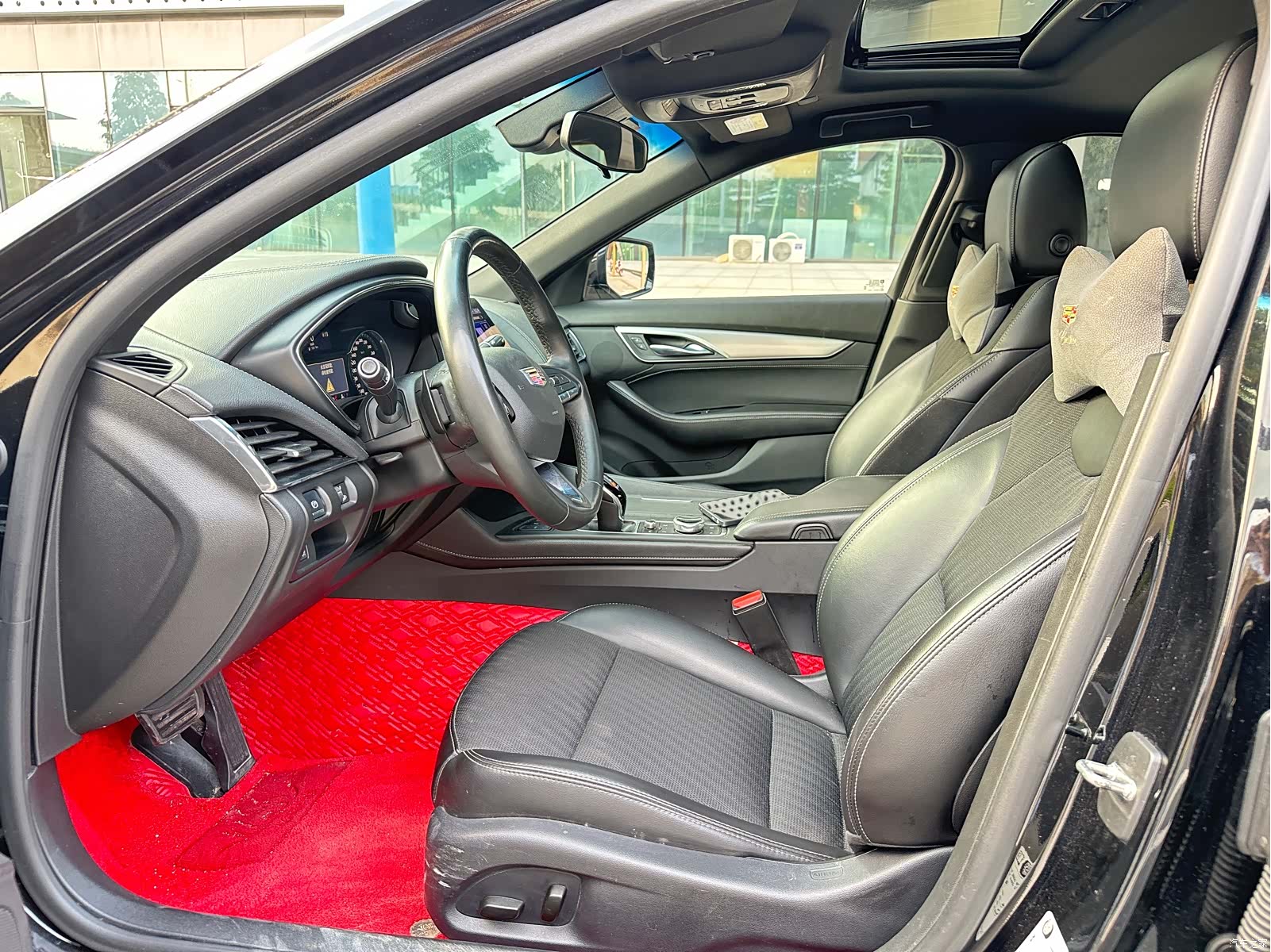 Cadillac CT5, 2022 все фото