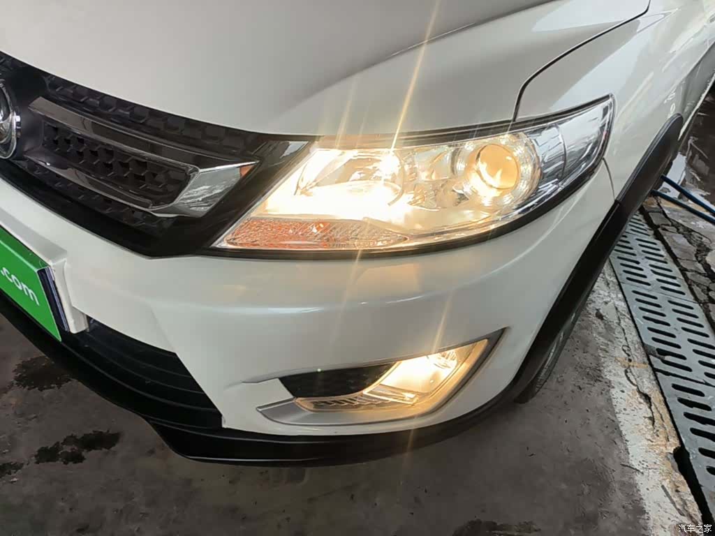 DongFeng AX3, 2017 24