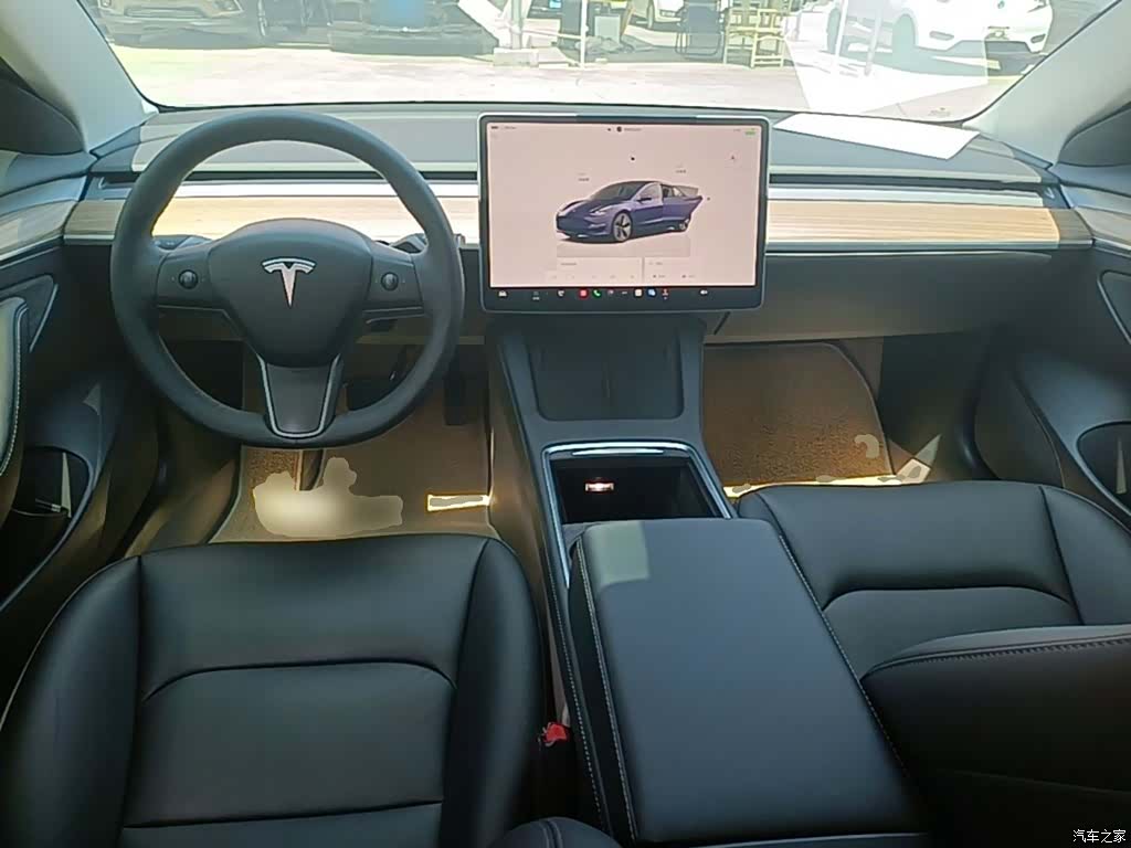 Tesla Model 3, 2023 10