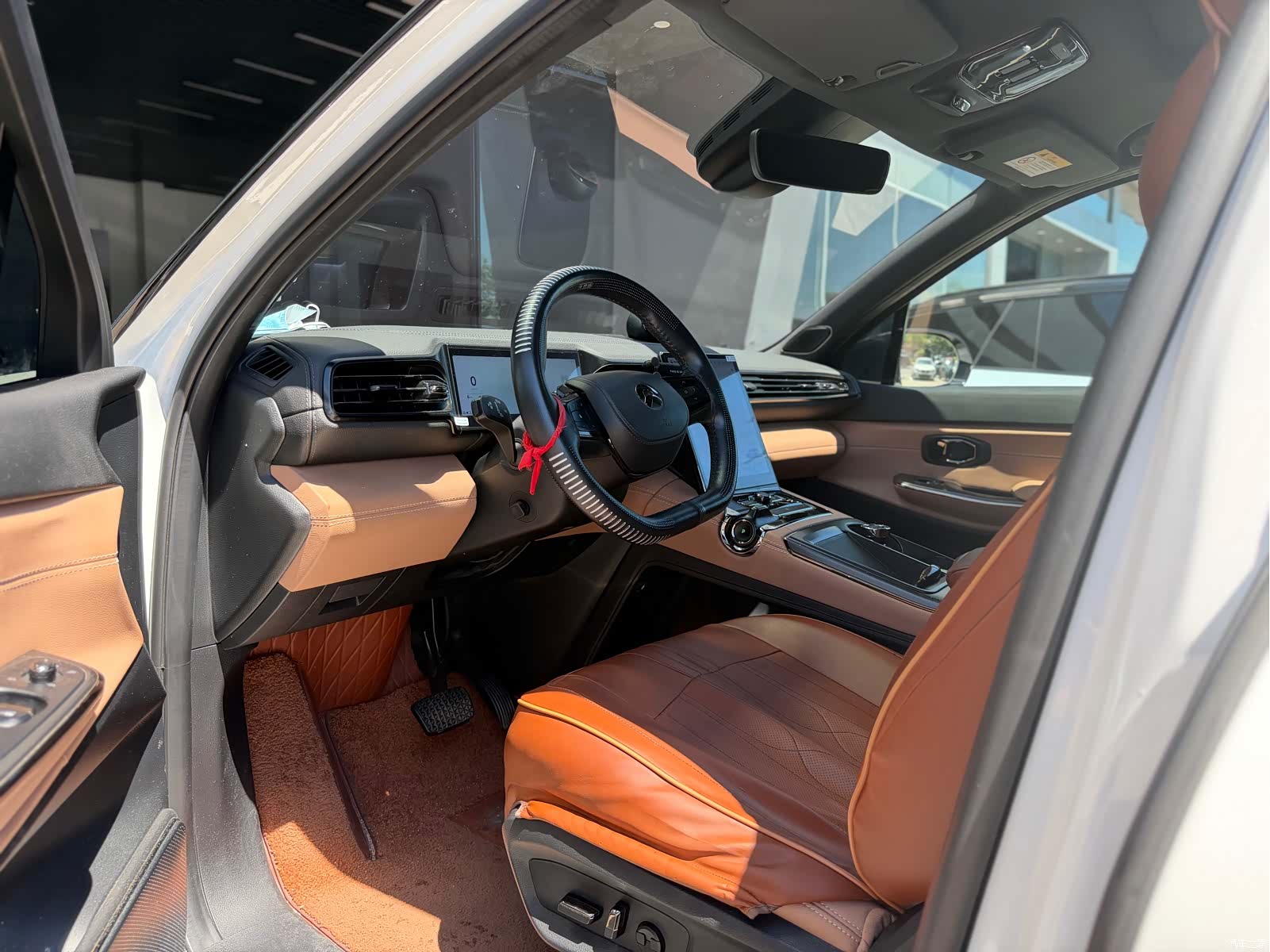 NIO ES8, 2023 7