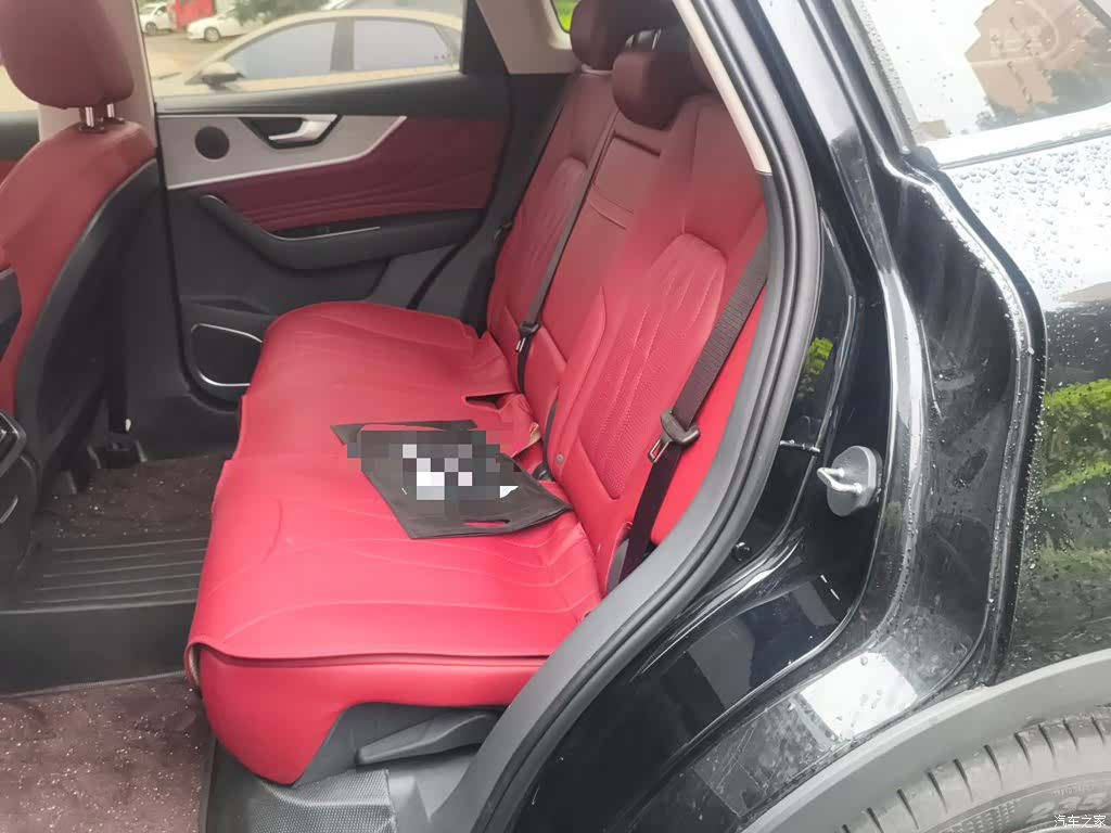 Hongqi HS5, 2025 13