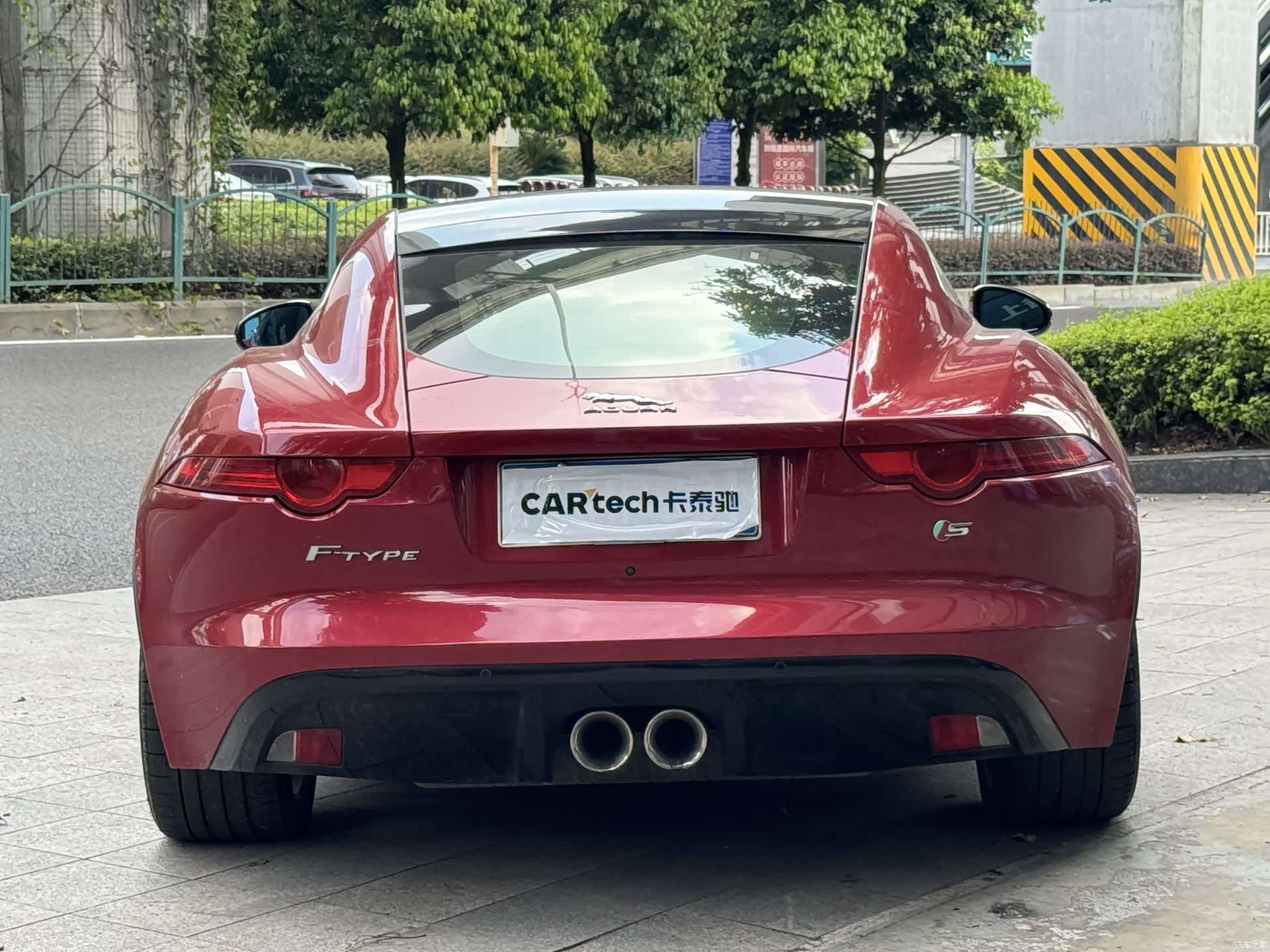 Jaguar F-TYPE, 2015 все фото