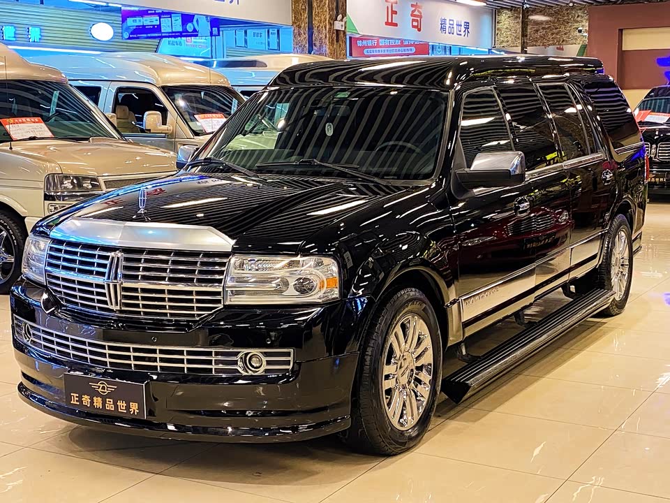 Lincoln Navigator