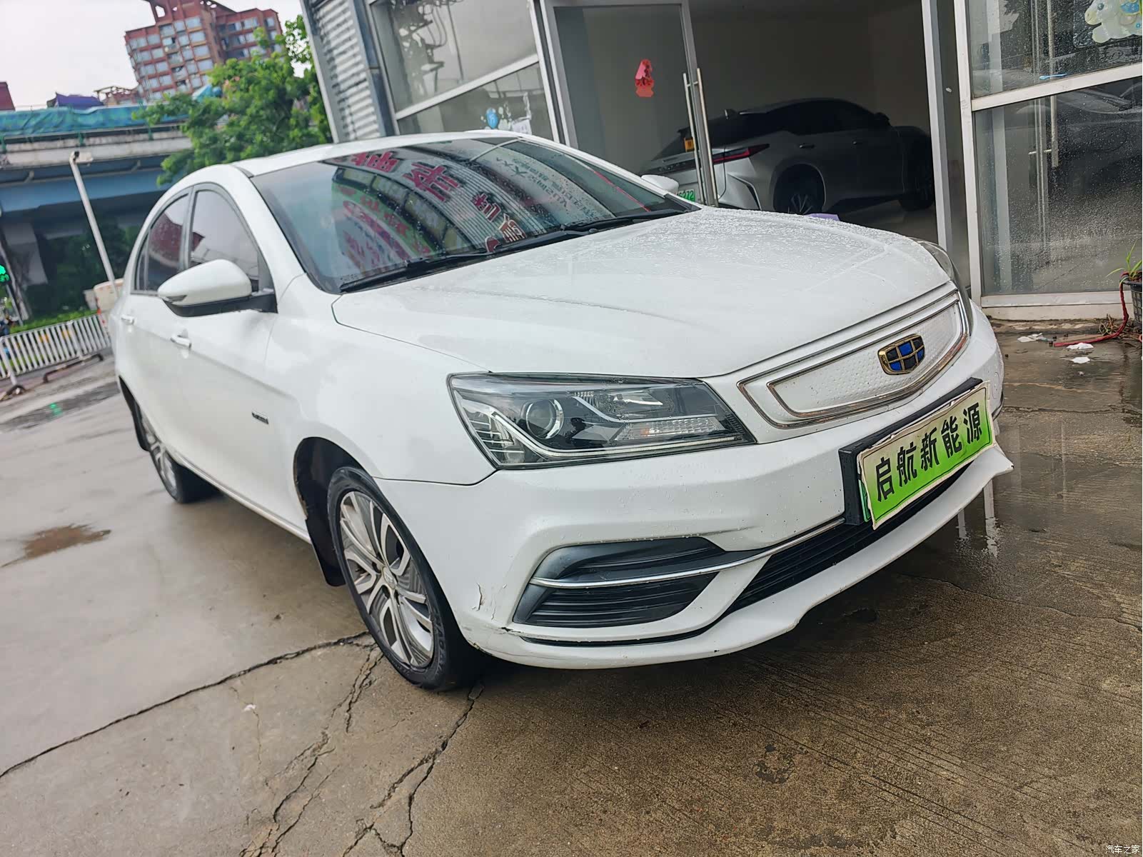 Geely Emgrand, 2018 3