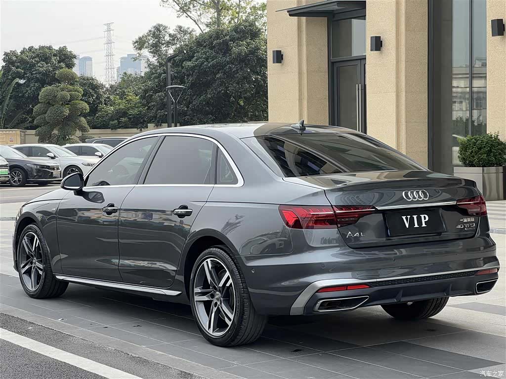 Audi A4L, 2022 7