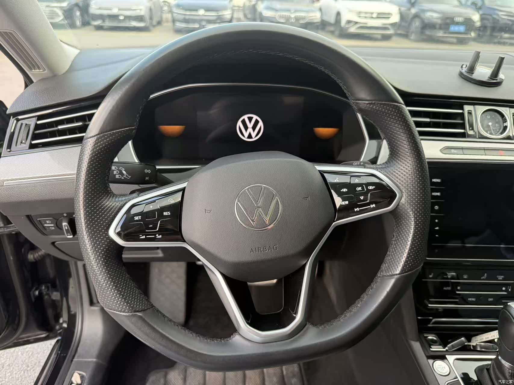 Volkswagen Magotan, 2024 4