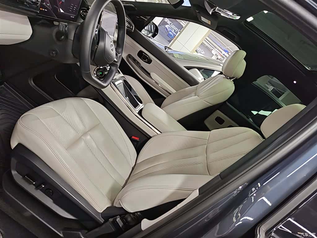 NIO ES8, 2020 15