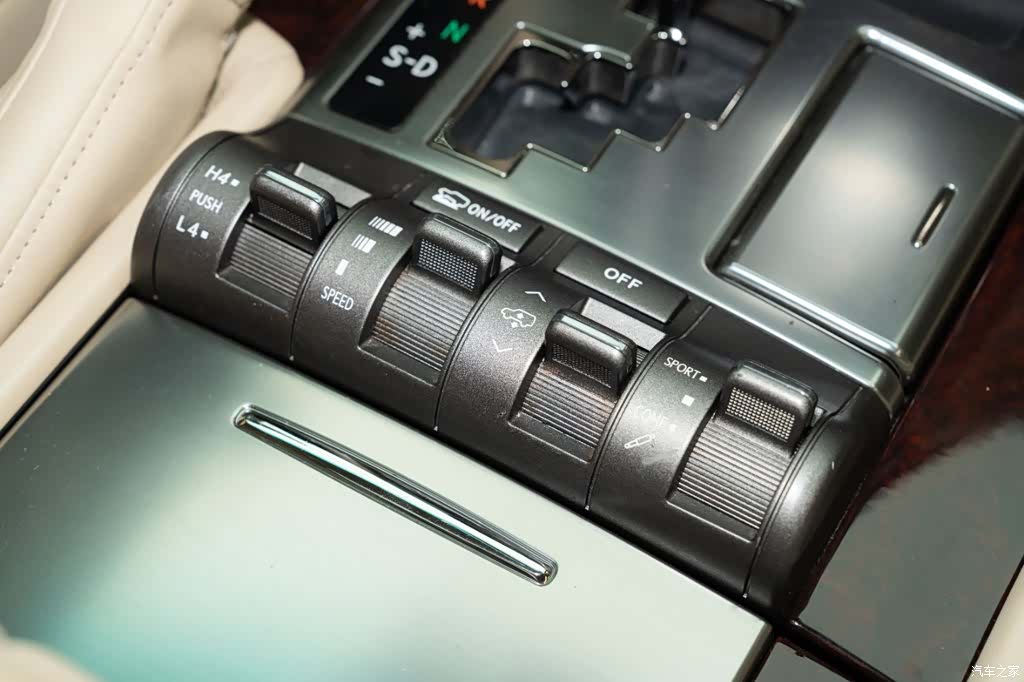 Lexus LX, 2008 18