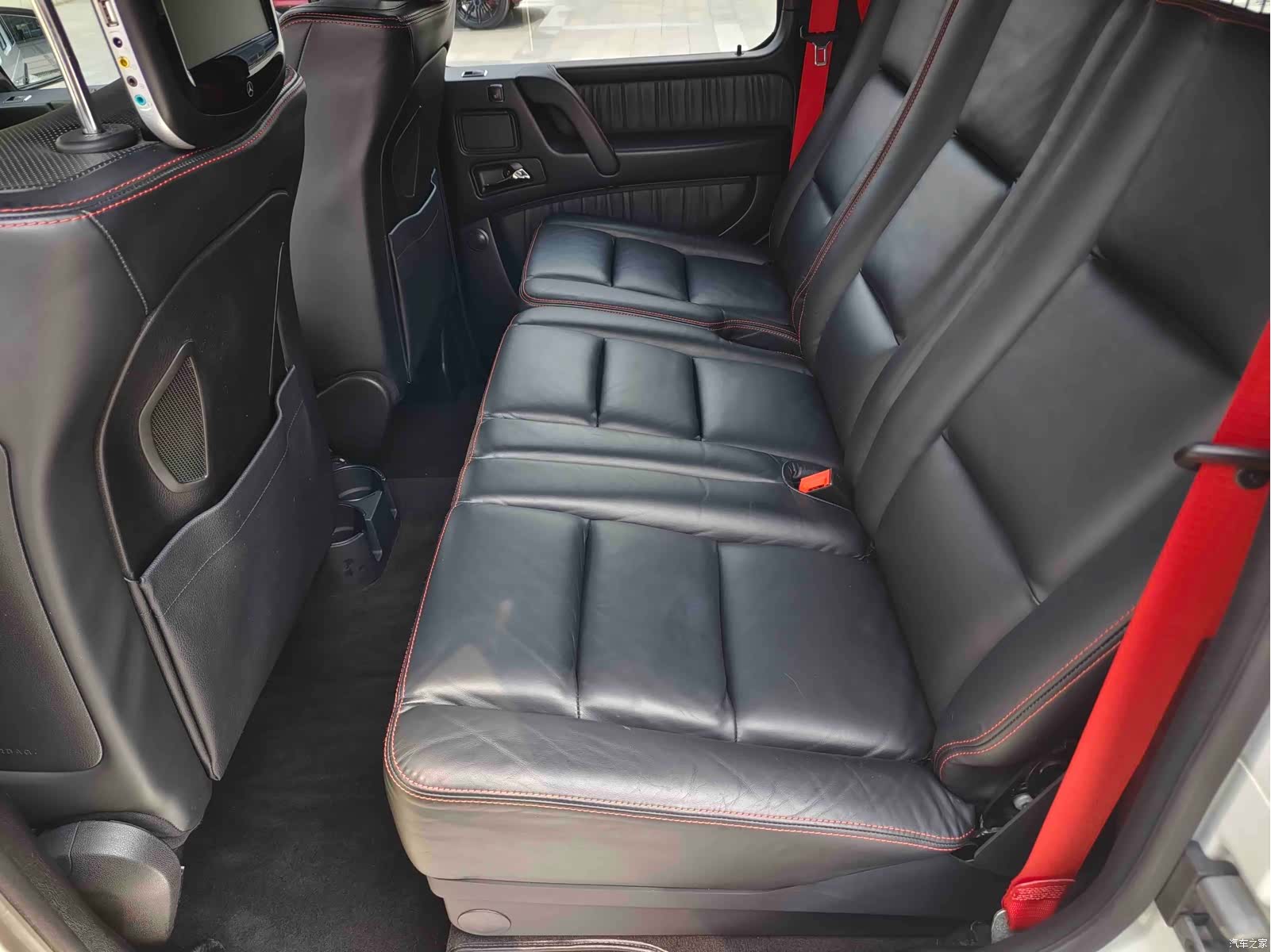 Mercedes-Benz G-Class, 2018 10