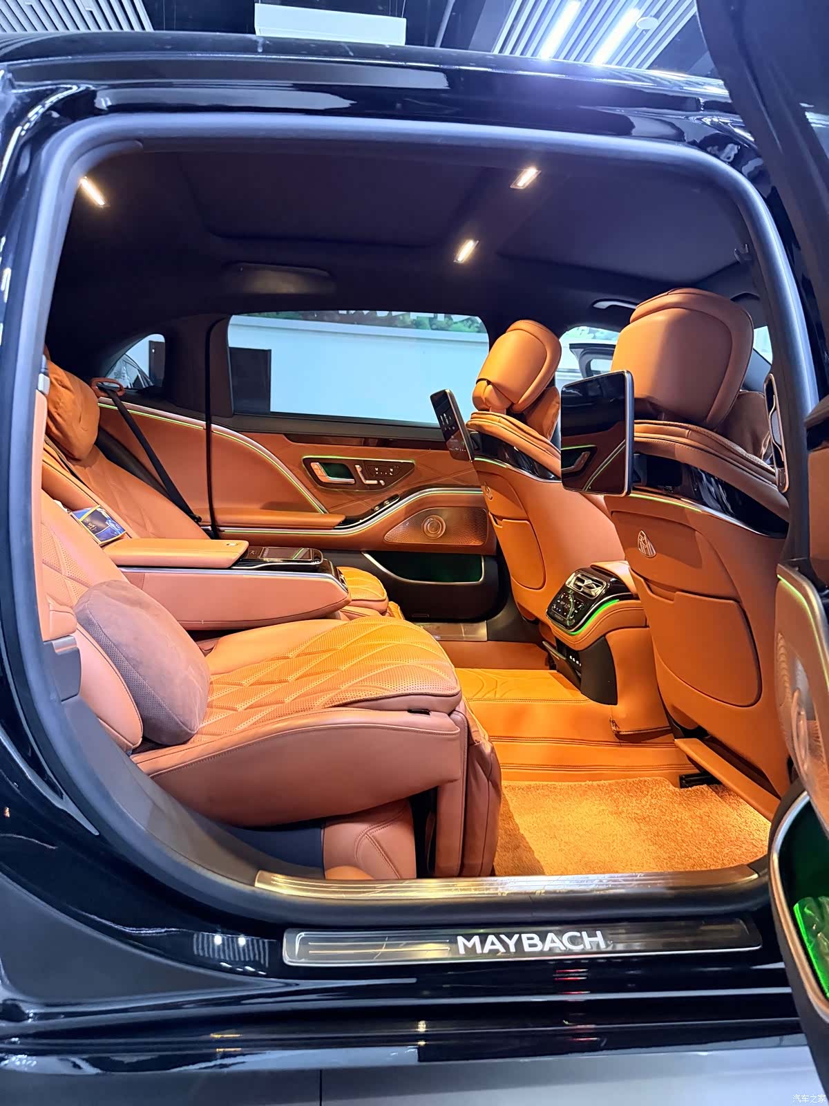 Maybach S-Class, 2021 11