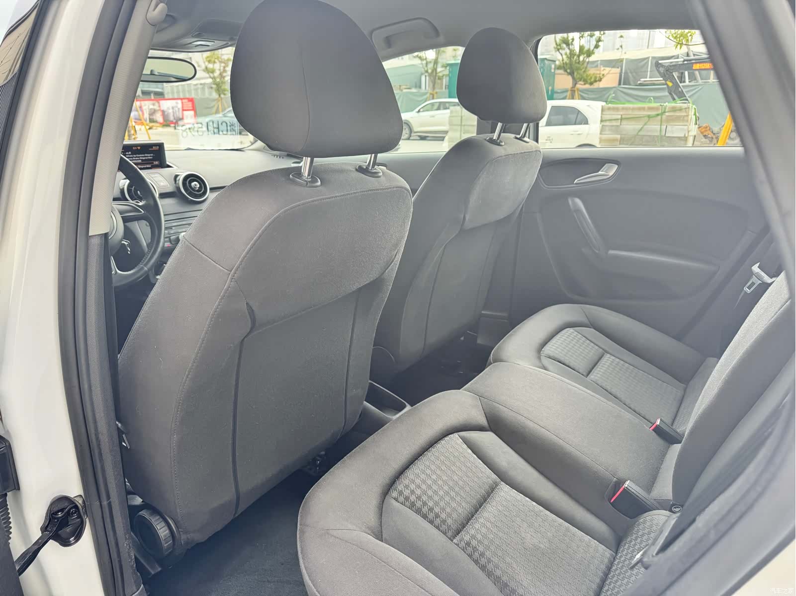 Audi A1, 2015 все фото