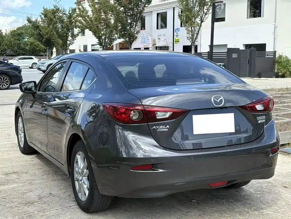 Mazda 3 Angkesaila