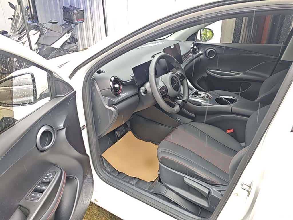 BYD E2, 2023 15