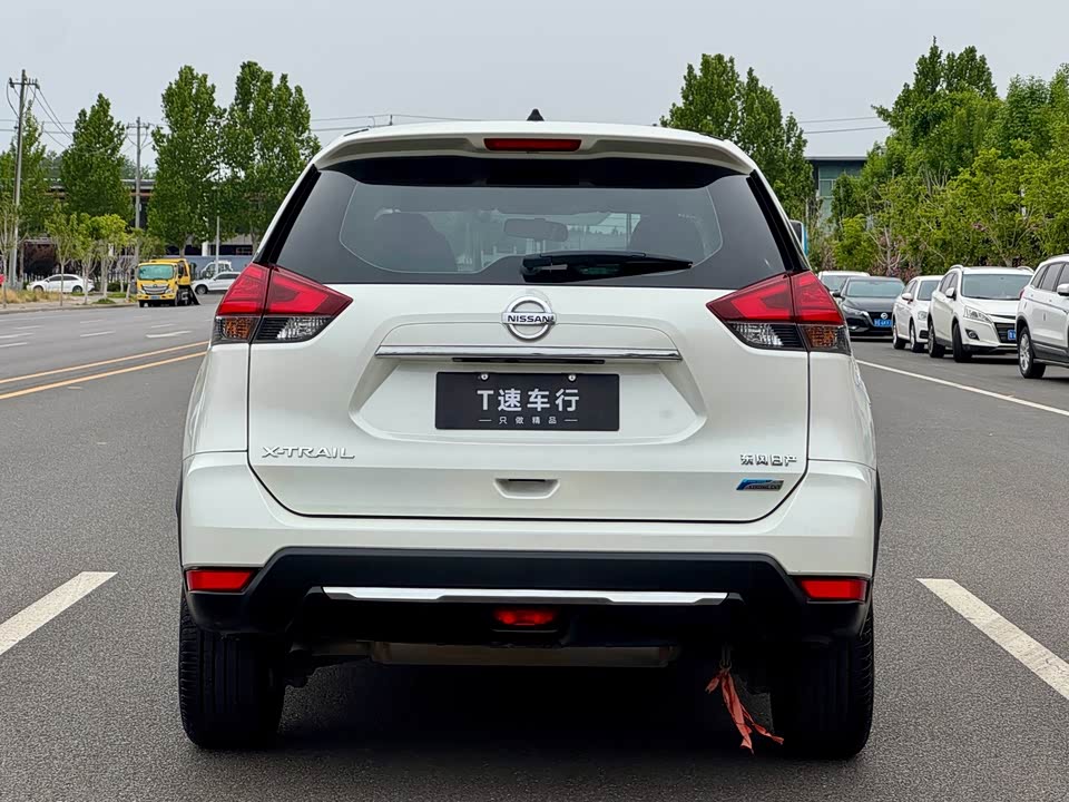 Nissan Qijun
