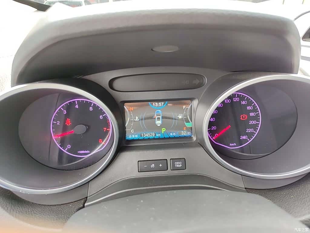 BYD Yuan, 2017 12