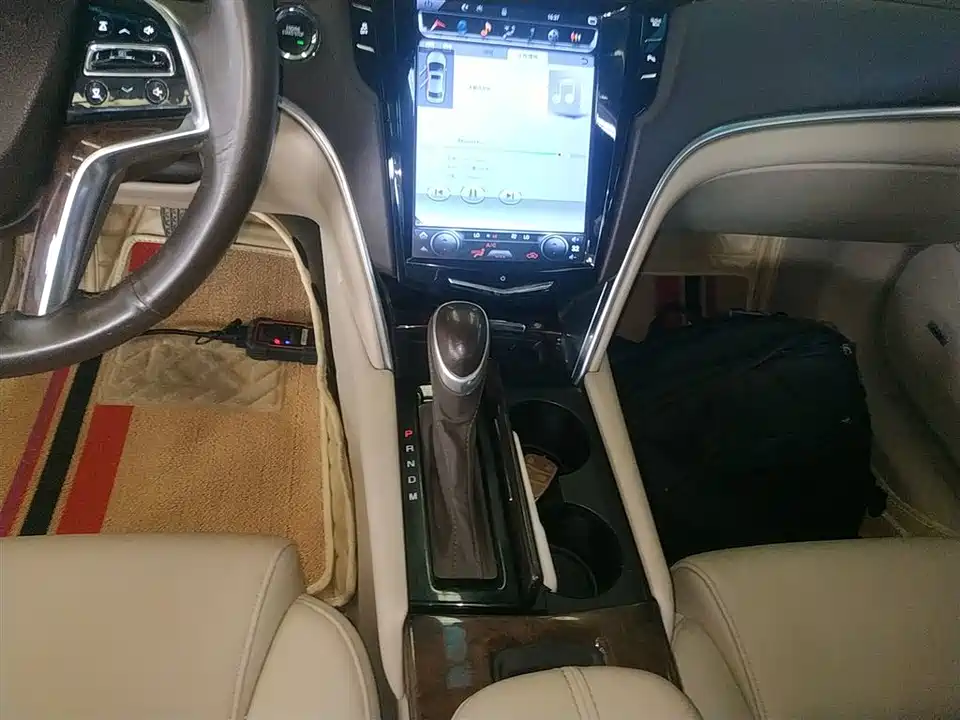 Cadillac XTS