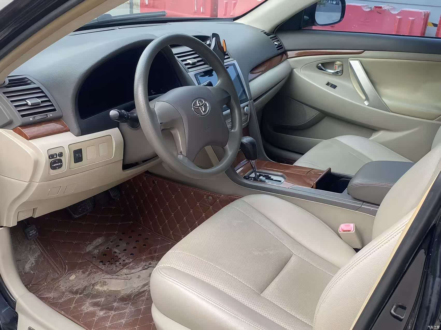 Toyota Camry, 2013 10