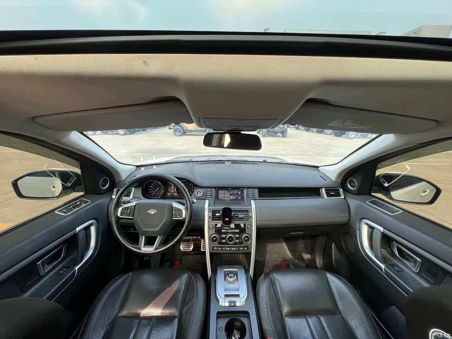 Land Rover Discovery, 2016 все фото