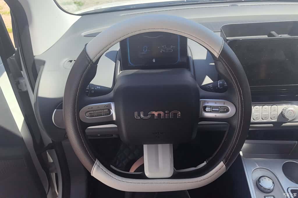 Changan Lumin, 2025 15