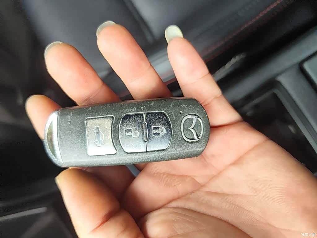 Mazda Atenza, 2016 9