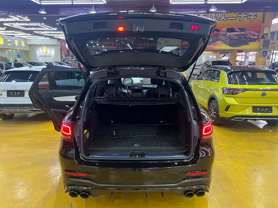 Mercedes-Benz GLC AMG