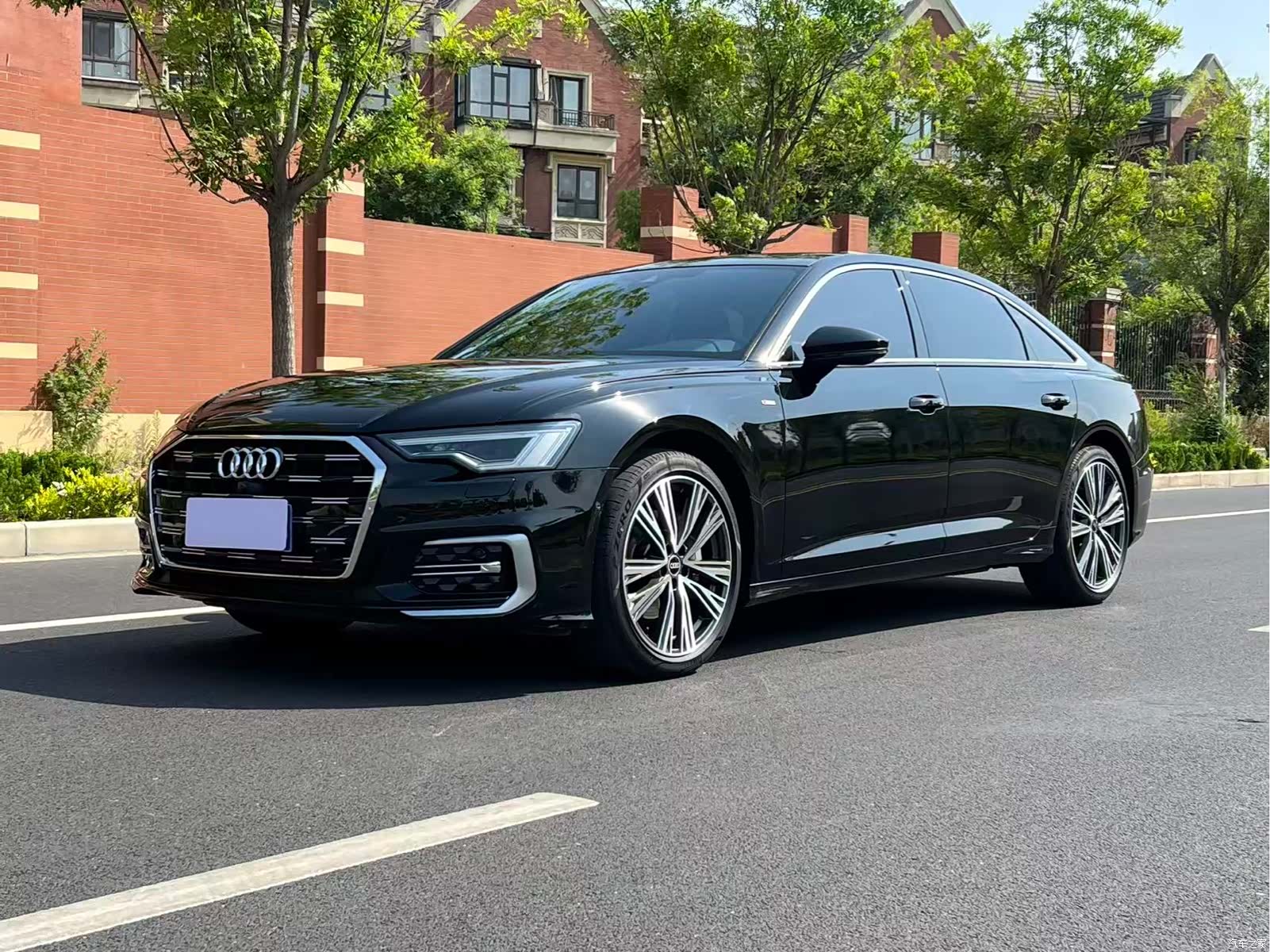Audi A6L, 2022 1