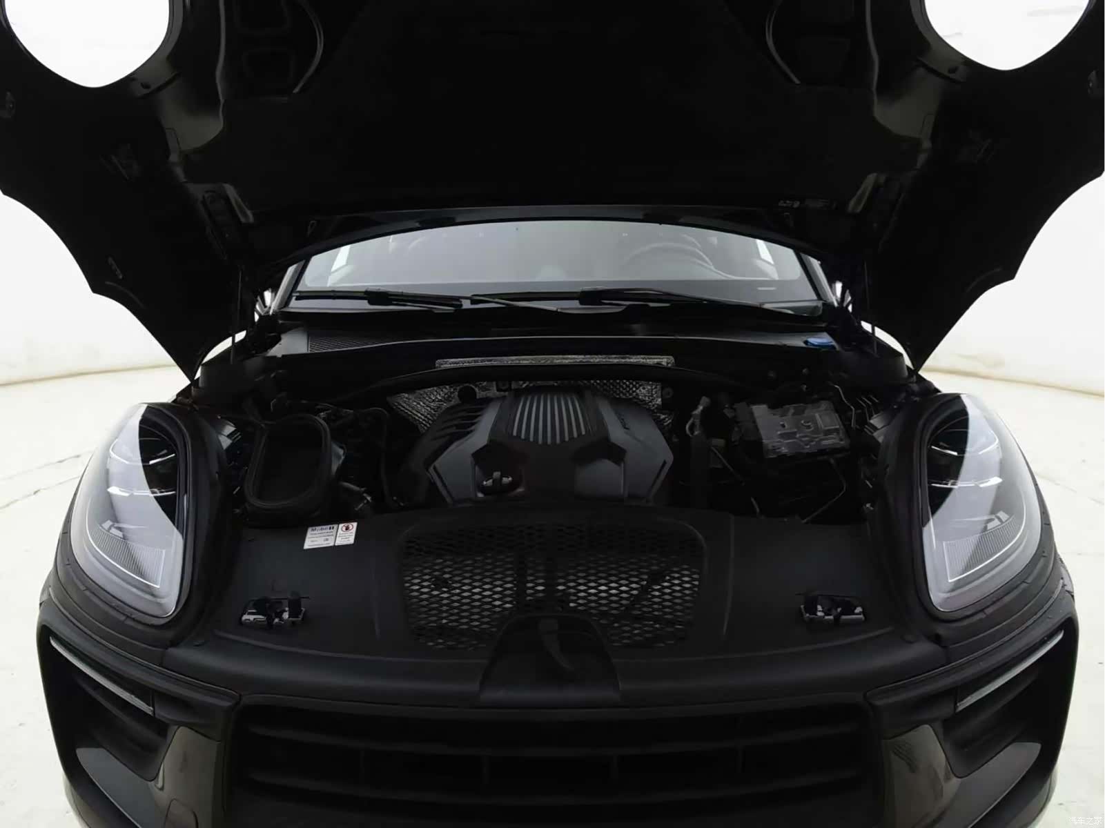Porsche Macan, 2024 12
