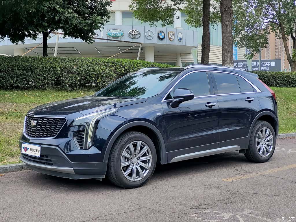 Cadillac XT4