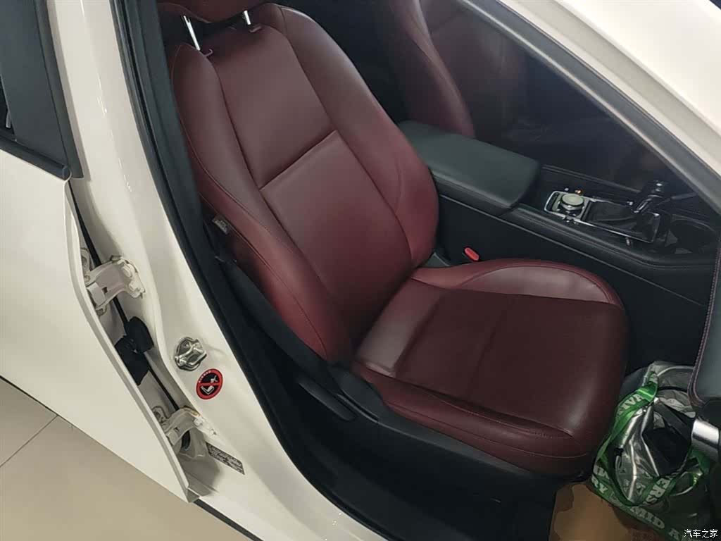 Mazda Mazda3, 2023 25
