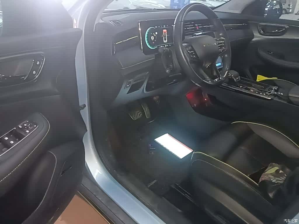 Roewe RX5, 2021 16