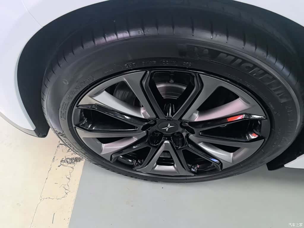 Xpeng P7, 2021 23