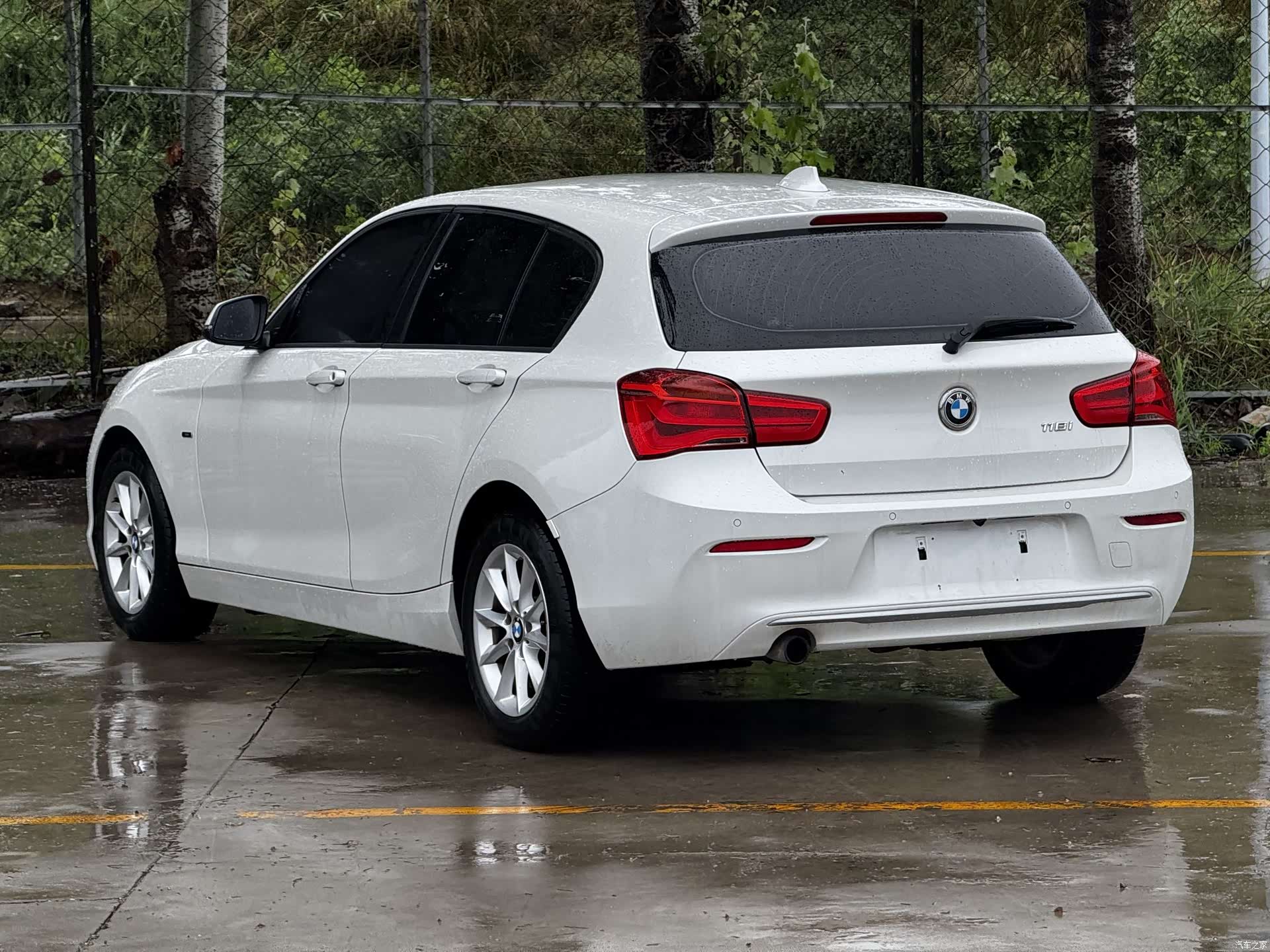 BMW 1 Series, 2016 6