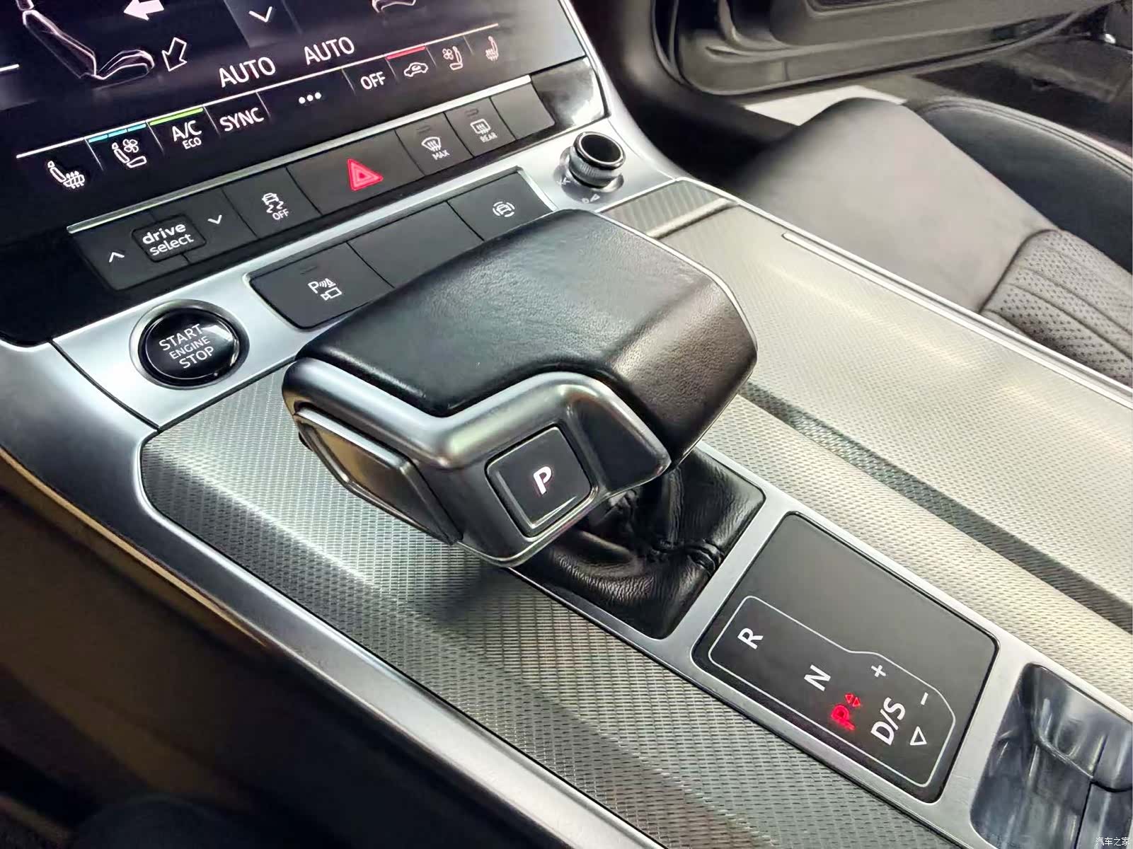 Audi A6L, 2021 11