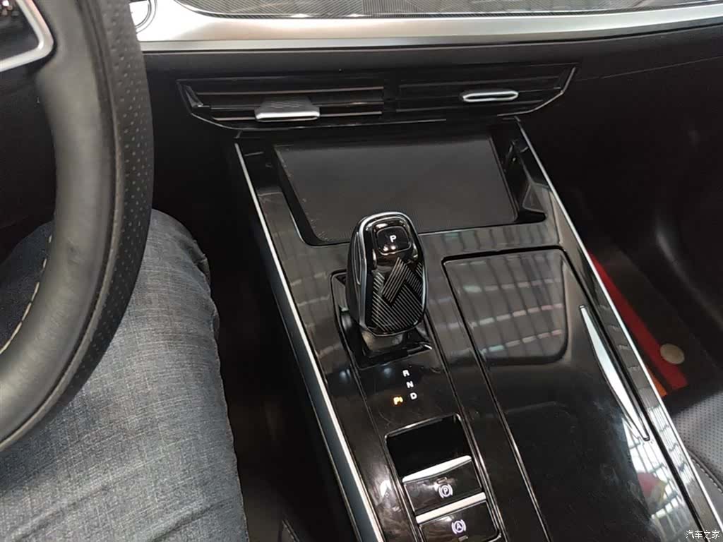 Roewe RX5, 2022 14