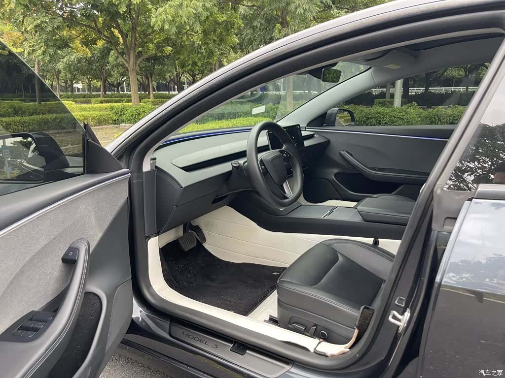 Tesla Model 3, 2024 8