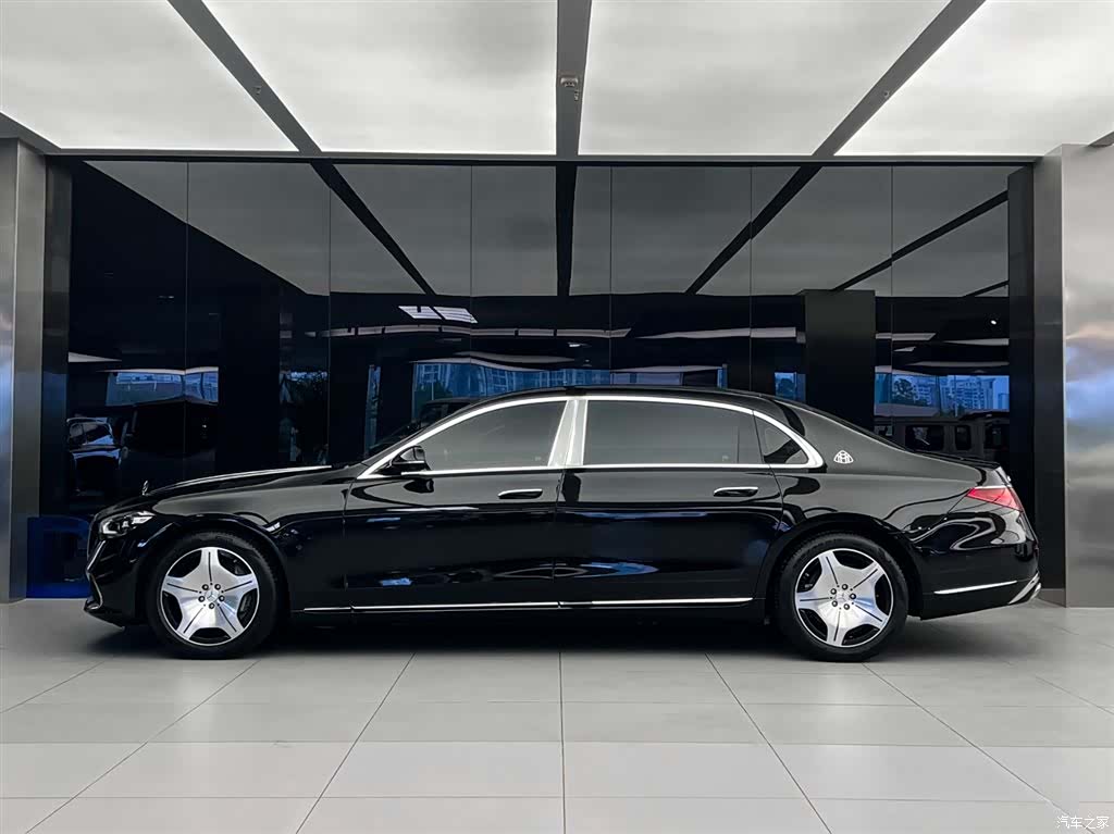 Maybach S-Class, 2025 3