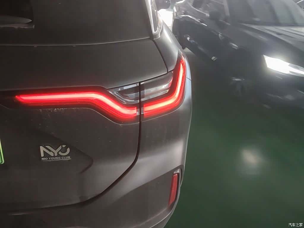 NIO ES6, 2022 8