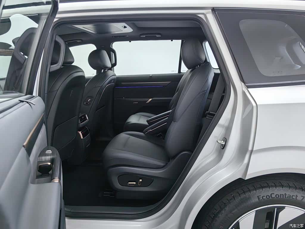 DongFeng eπ008, 2024 15